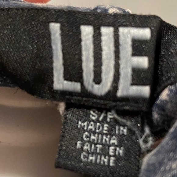 Lue Sleeves Distressed Blue Denim look Button Down Top Size Small - Picture 8 of 9